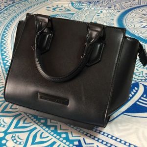 Kendall + Kylie Mini